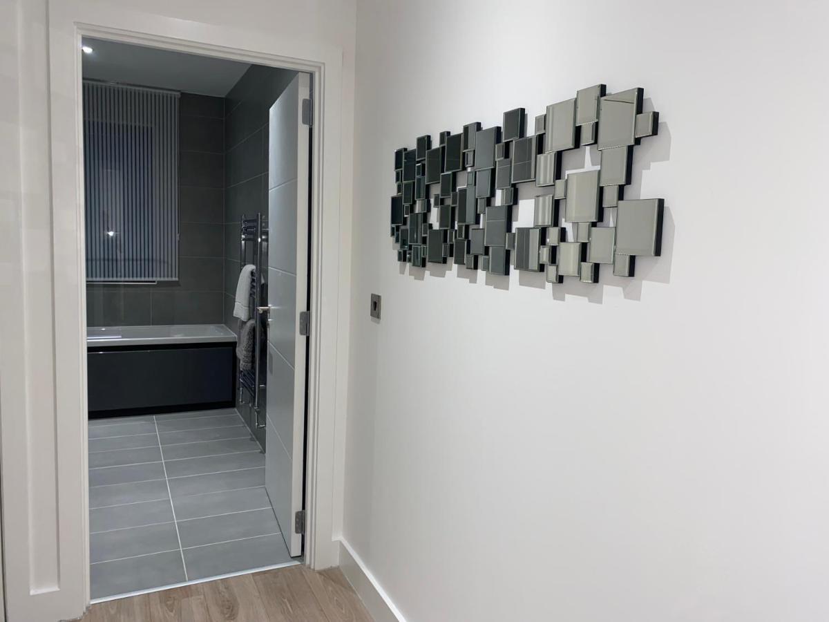 Roomotel - Broadoaks Apartments Solihull Exteriör bild